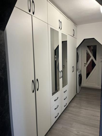 Apartament cu 3 camere în Stana