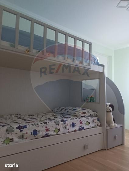 Casă cu 3 camere cu Teren 878 Mp în Central