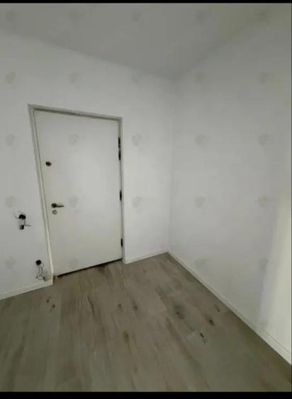 Casă cu 4 camere în Vidra
