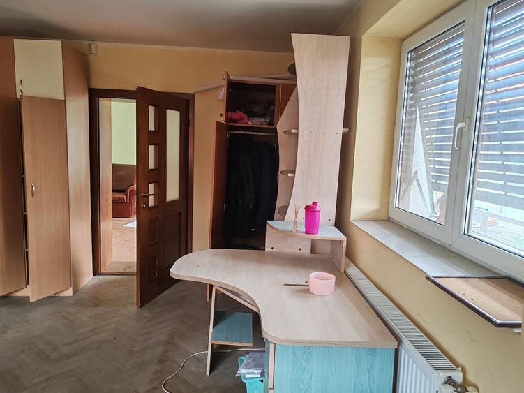 Casă cu 5 camere cu Canalizare în Electroprecizia