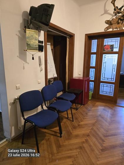 Apartament decomandat în Moșilor