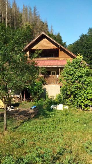 Casă cu Teren 932 Mp în Mihăileni