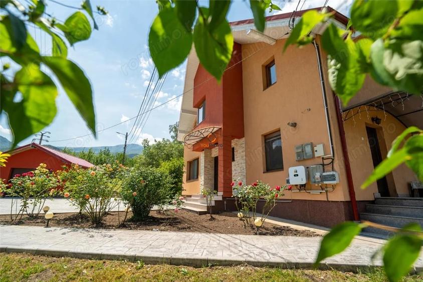 Casă cu Teren 1500 Mp în Vulcan