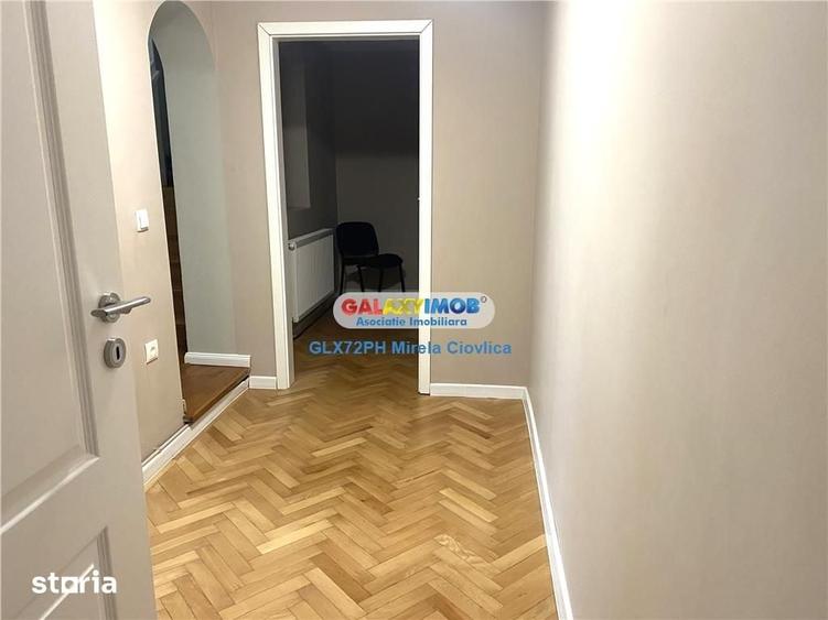 Casă cu 4 camere cu Teren 250 Mp în Central
