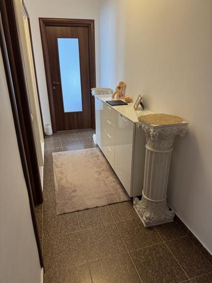 Apartament cu 2 camere decomandat în Dămăroaia