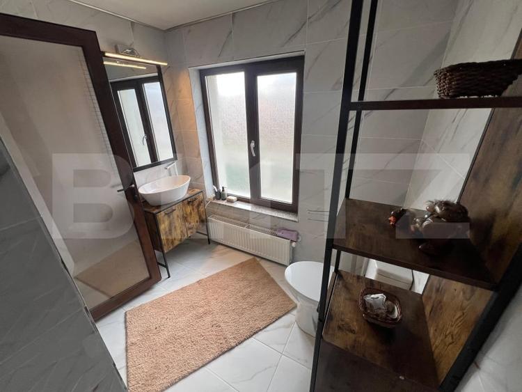 Hotel/Pensiune, de 370 mp, în Exterior Vest