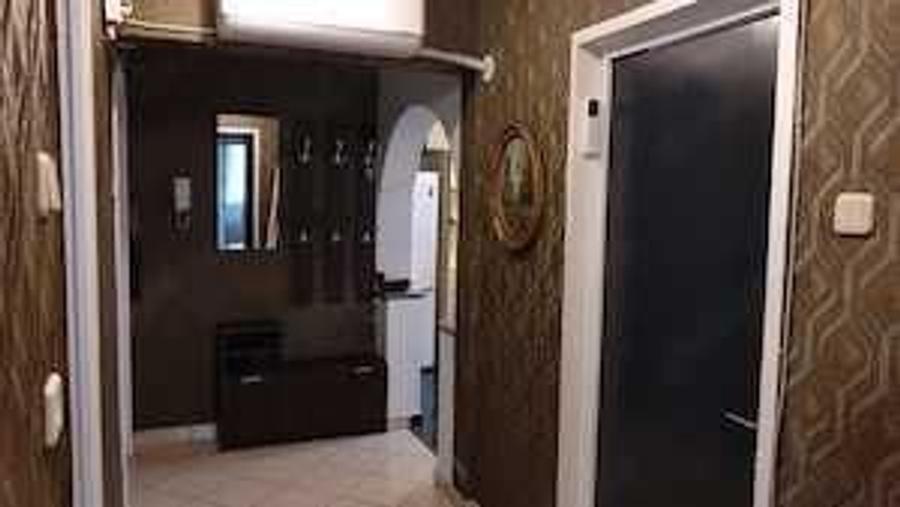 Apartament cu 2 camere decomandat, mobilat în Veteranilor