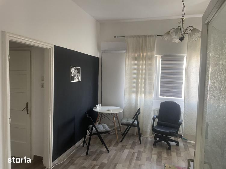 Apartament cu 2 camere în Centrul Civic