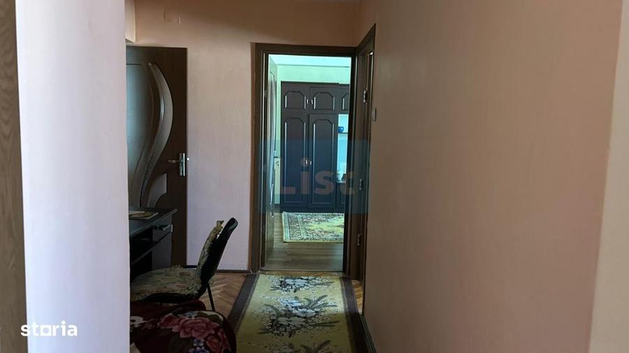 Apartament cu 3 camere decomandat în Ultracentral