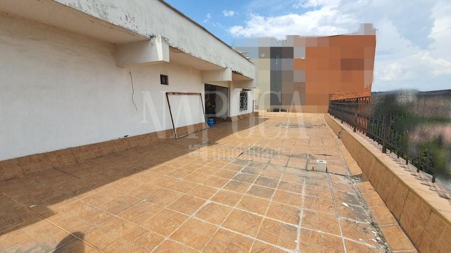Apartament cu 3 camere decomandat, mobilat în Dacia