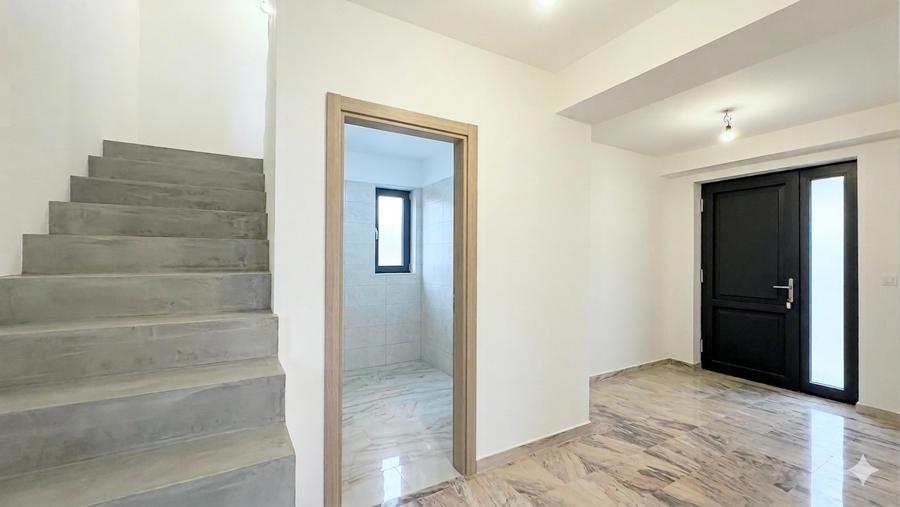 Casă individuală cu 4 camere cu Teren 900 Mp în Tărlungeni
