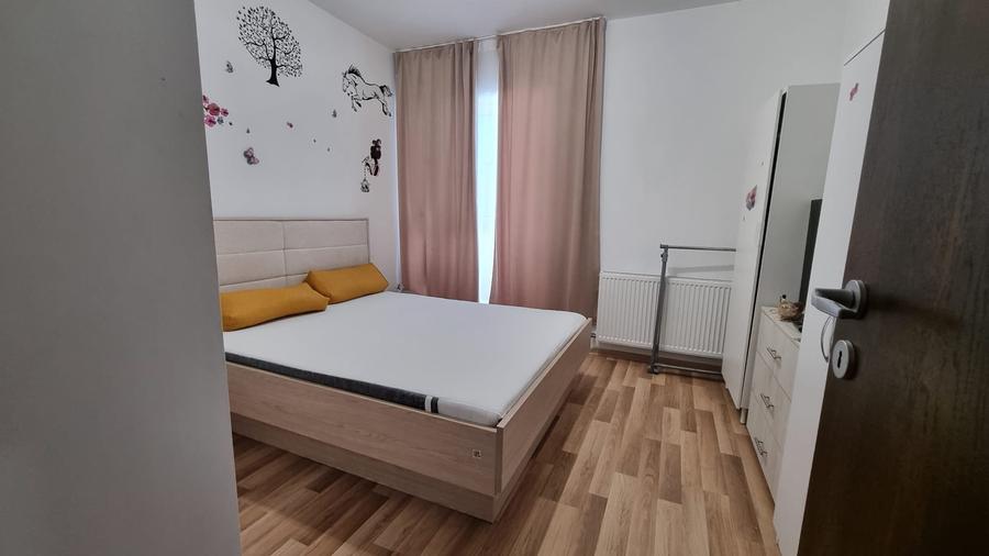 Apartament cu 2 camere decomandat în Berceni
