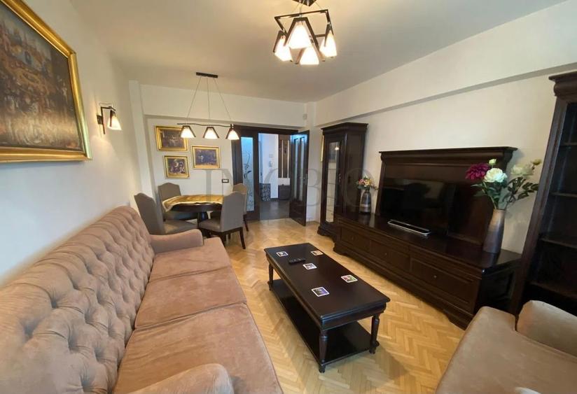 Apartament cu 2 camere decomandat, mobilat în Centrul Civic