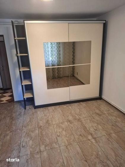 Inchiriez apt.2 camere,Nord,Valcea - 1