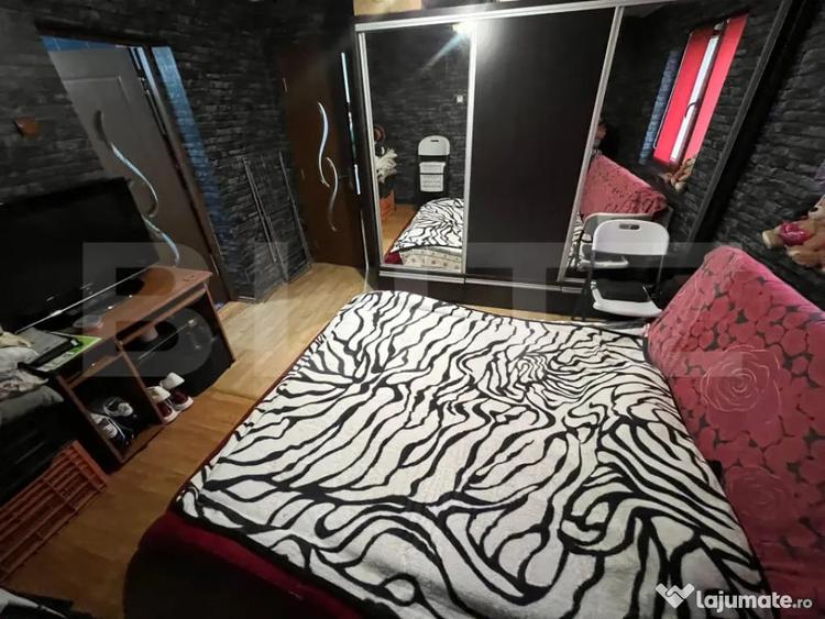 Casă cu 3 camere cu Teren 2638 Mp în Central