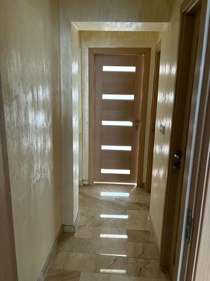 Apartament cu 3 camere decomandat în Rodna