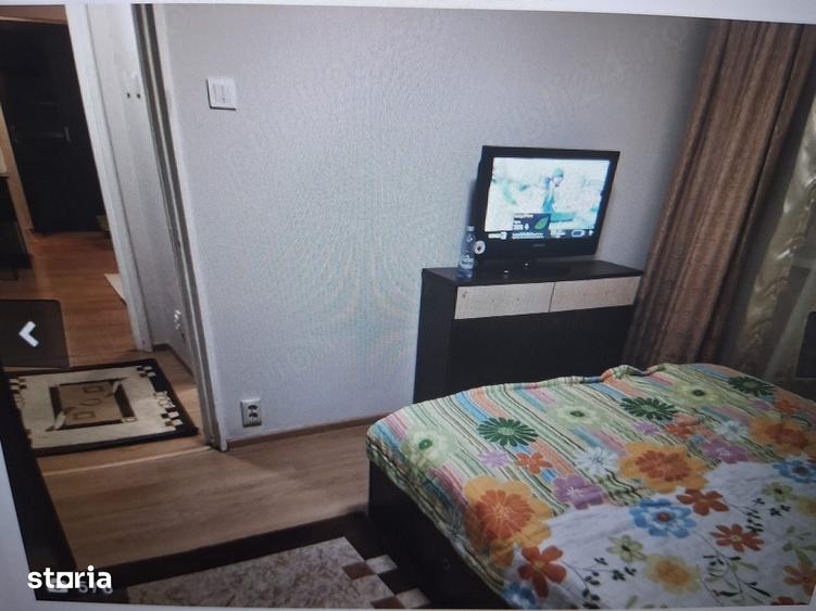 Apartament cu 2 camere semidecomandat în Tei
