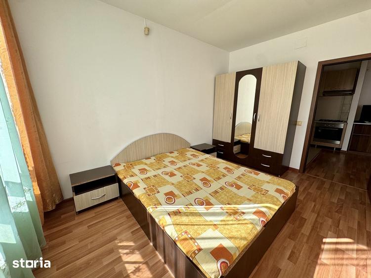 Apartament cu 3 camere semidecomandat în UTA