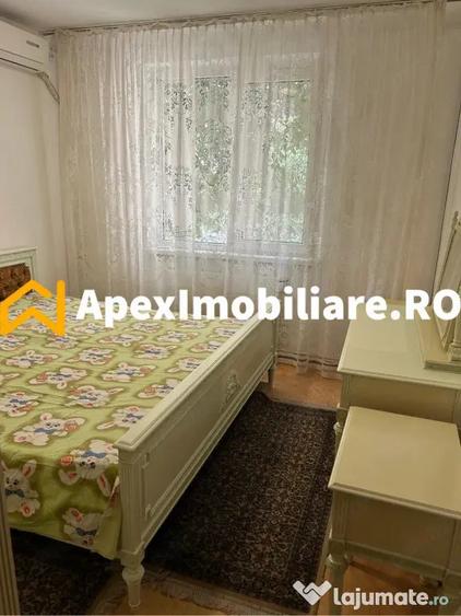 Apartament cu 4 camere semidecomandat în Crângași
