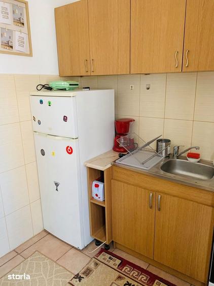 Garsonieră decomandată în Central