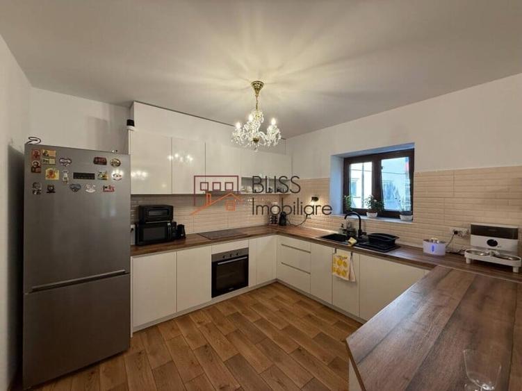 Vilă Modernă de Lux cu 4 Camere - 9