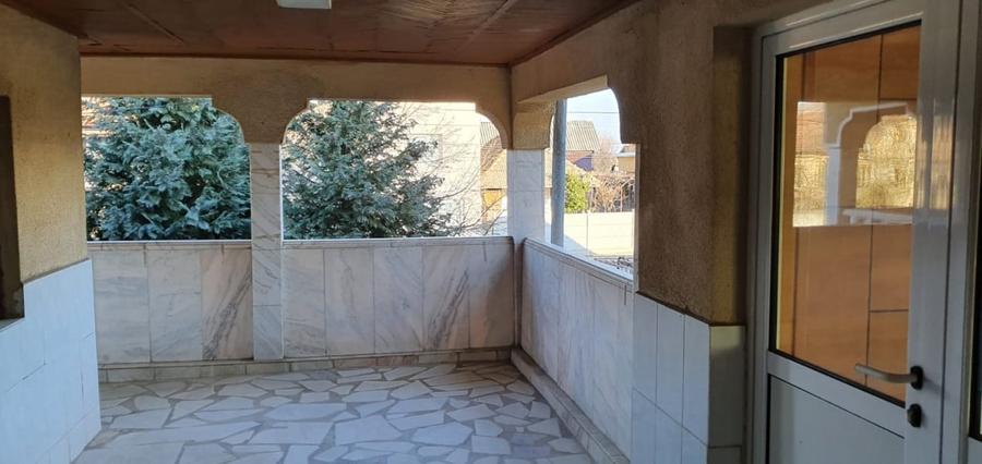 Casă individuală cu 6 camere cu Canalizare în Bâlta