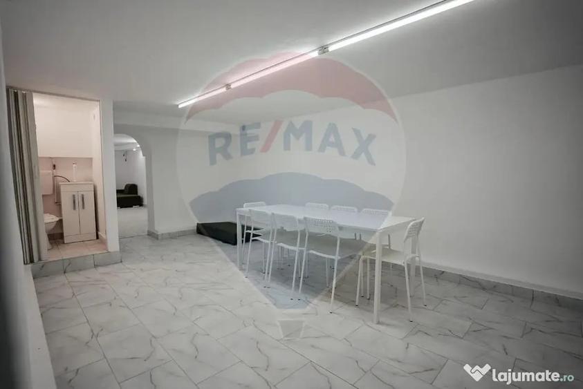 Spațiu comercial, de 71 mp, în Central