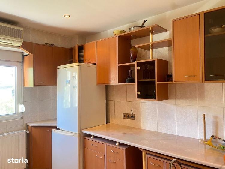 Apartament cu 3 camere decomandat în Parcul Circului