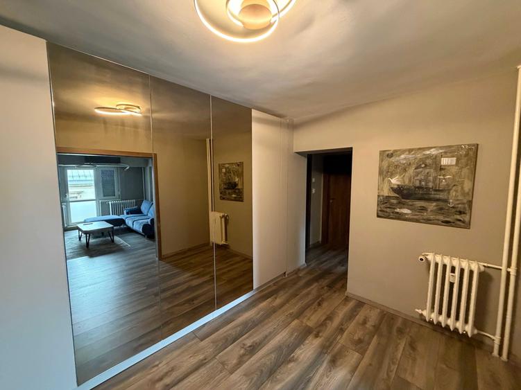 Apartament cu 3 camere decomandat în Unirii