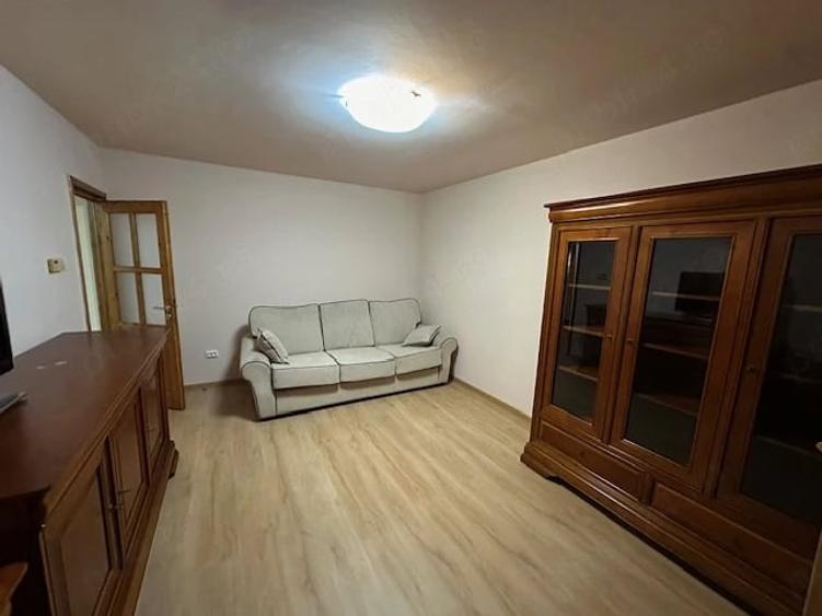 Apartament cu 3 camere decomandat în Mărăști
