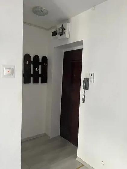 Garsonieră semidecomandată în Decebal
