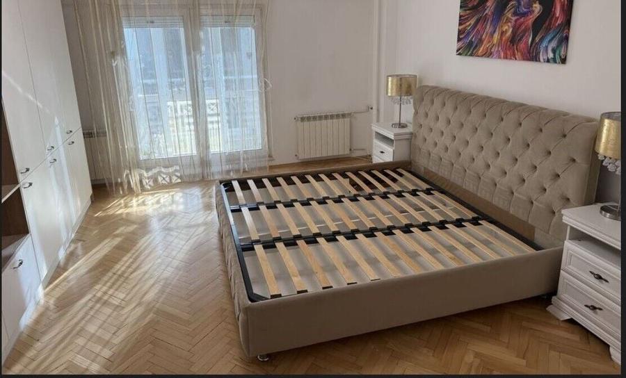 Apartament cu 3 camere decomandat, mobilat în Dristor