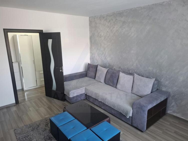 Apartament cu 2 camere decomandat în Exterior Vest