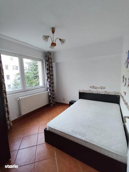 Apartament cu 2 camere în Calea Victoriei