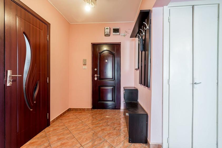 Apartament cu 2 camere decomandat, mobilat în Podgoria