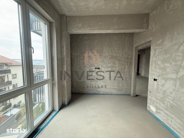 Apartament cu 3 camere semidecomandat în Florești
