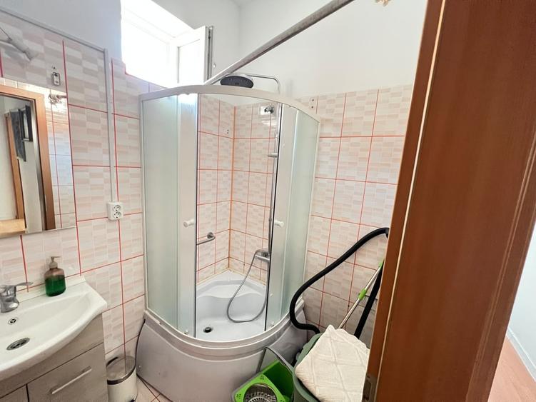 Apartament cu 2 camere decomandat, mobilat în Brașovul Vechi