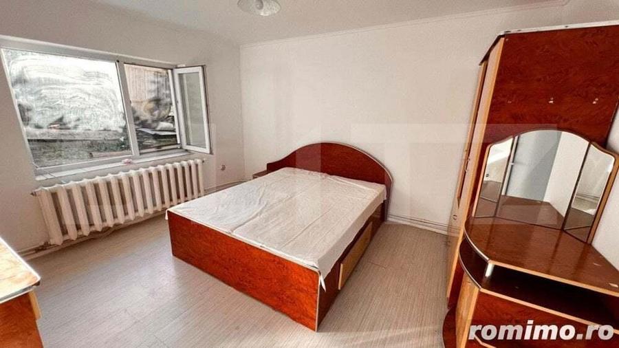 Casă cu 3 camere cu Canalizare în Sărărie