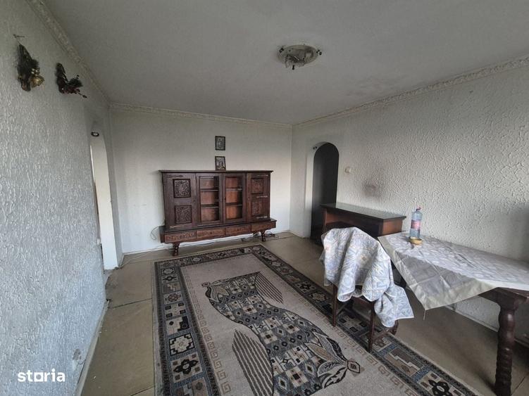apartament 3 camere langa Metrou 1 Decembrie - 2