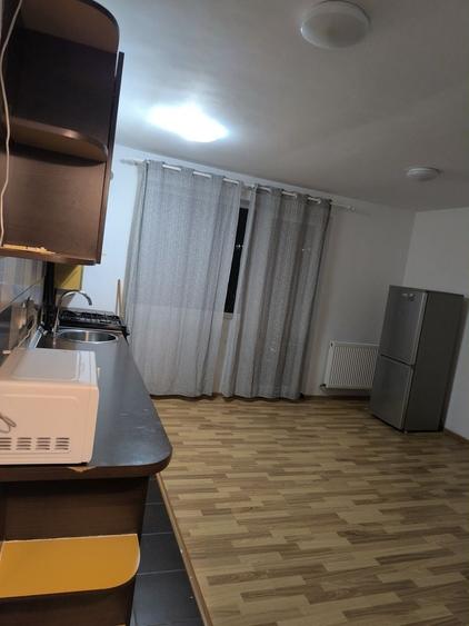 Apartament cu 2 camere decomandat în Dâmbul Rotund