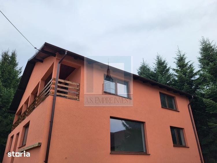 Casă cu 7 camere cu Teren 550 Mp în Bunloc