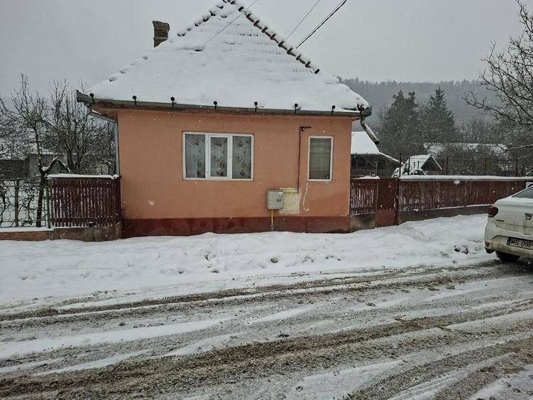 Casă individuală cu 3 camere cu Teren 1263 Mp în Dileu Nou