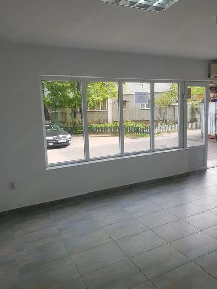 Spațiu comercial, de 36 mp, în Malu Roșu