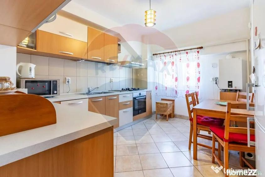 Apartament cu 2 camere decomandat în Central