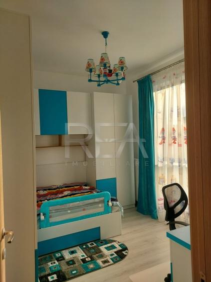 Casă individuală cu 6 camere cu Canalizare în Titan
