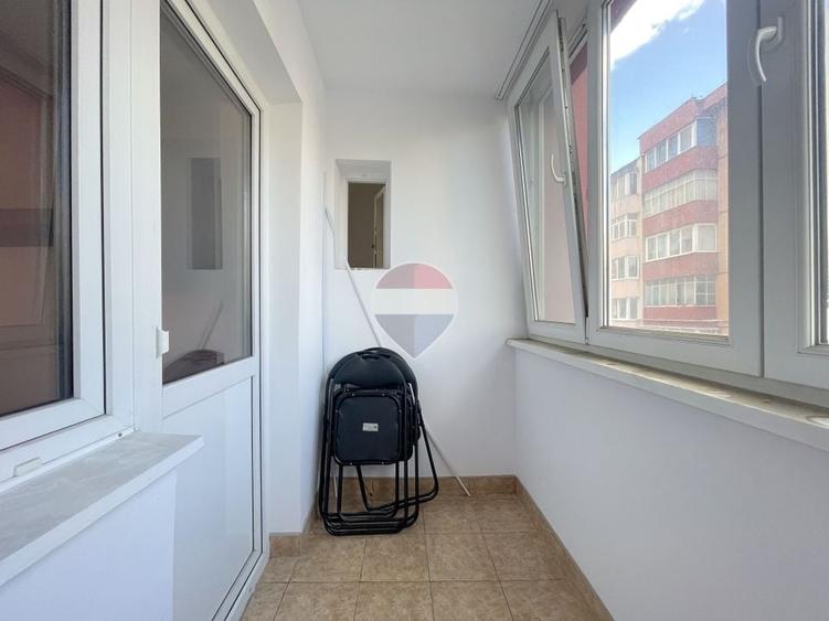 Apartament cu 2 camere decomandat în Astra