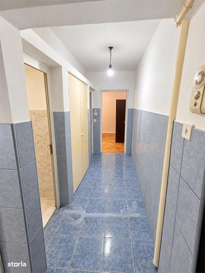 Apartament cu 3 camere nedecomandat în Alexandru cel Bun