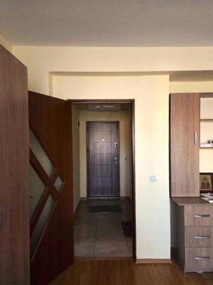Apartament cu 2 camere decomandat, mobilat în Bucureștii Noi
