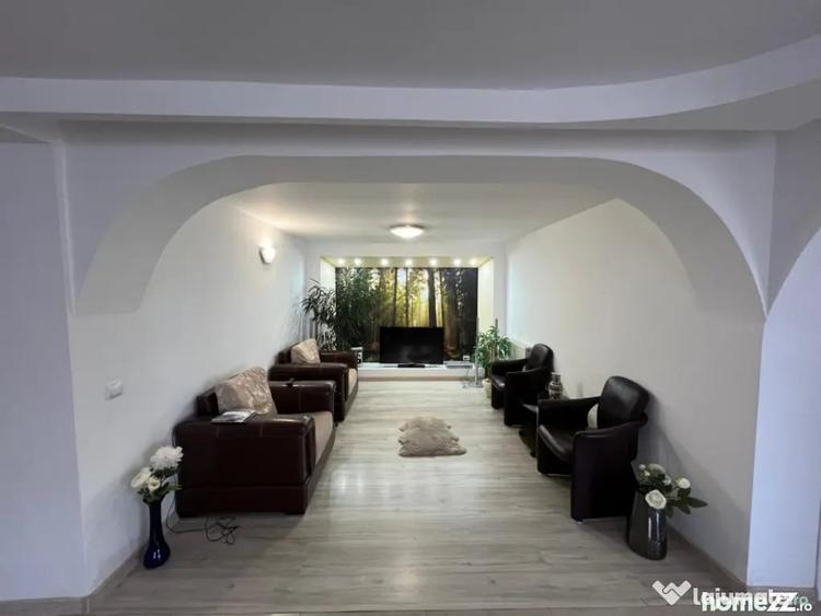 Casă cu 5 camere cu Teren 1128 Mp în Popoveni