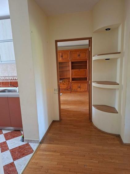 Apartament cu 4 camere decomandat, mobilat în Cotroceni